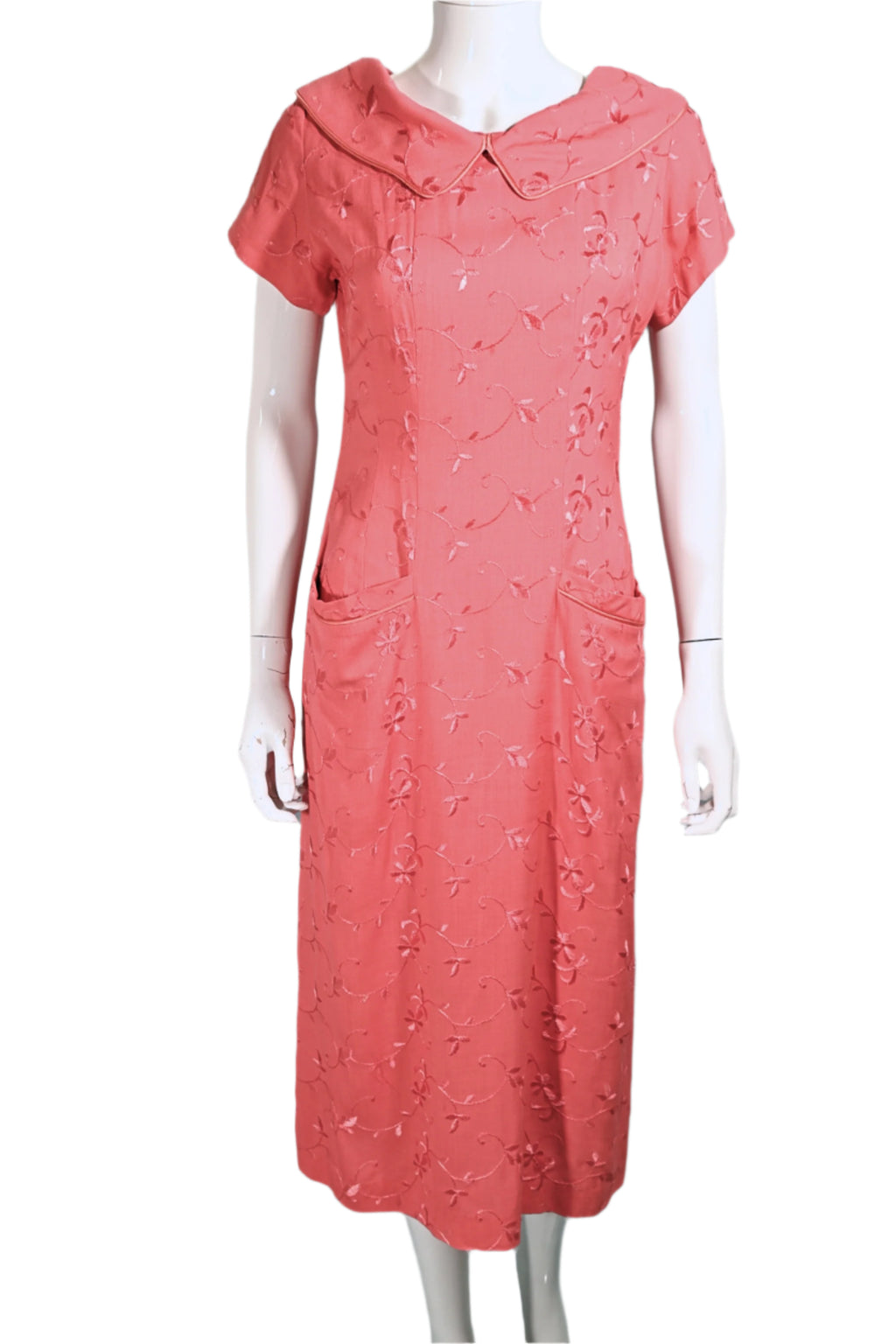 50s Embroidered Coral Linen Dress, Peter Pan Collar Day Dress M Papillon Vintage Shop 50s Embroidered Coral Linen Dress, Peter Pan Collar Day Dress M Papillon Vintage Shop